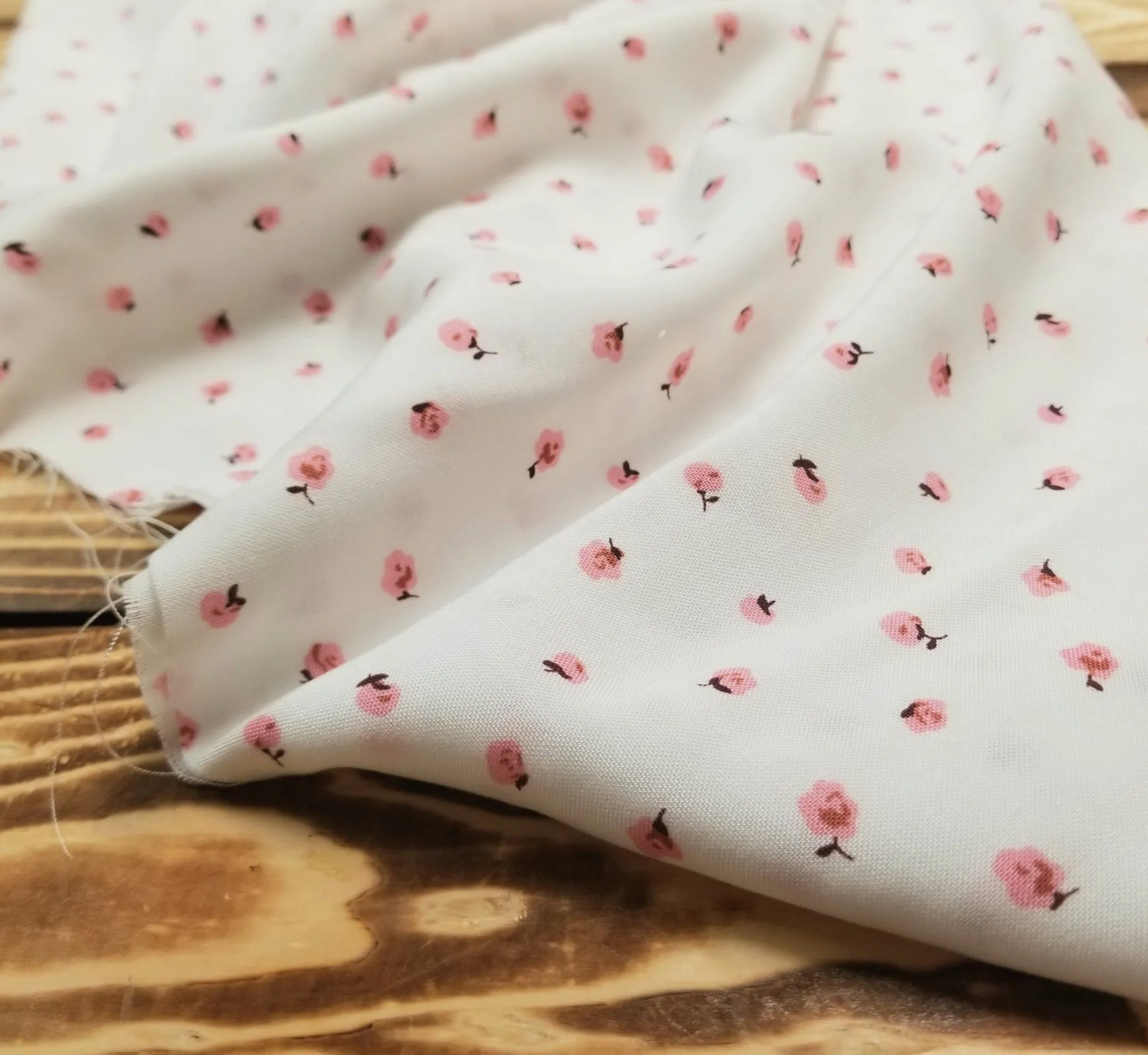 End of Bolt: 5.5 yards of Fashion Rayon Challis Small Floral Ivory and Pink Woven- Remnant