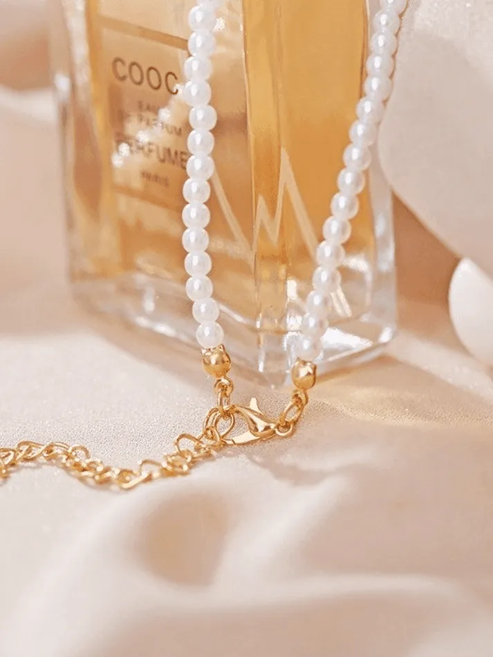 Faux Pearl Choker Necklace