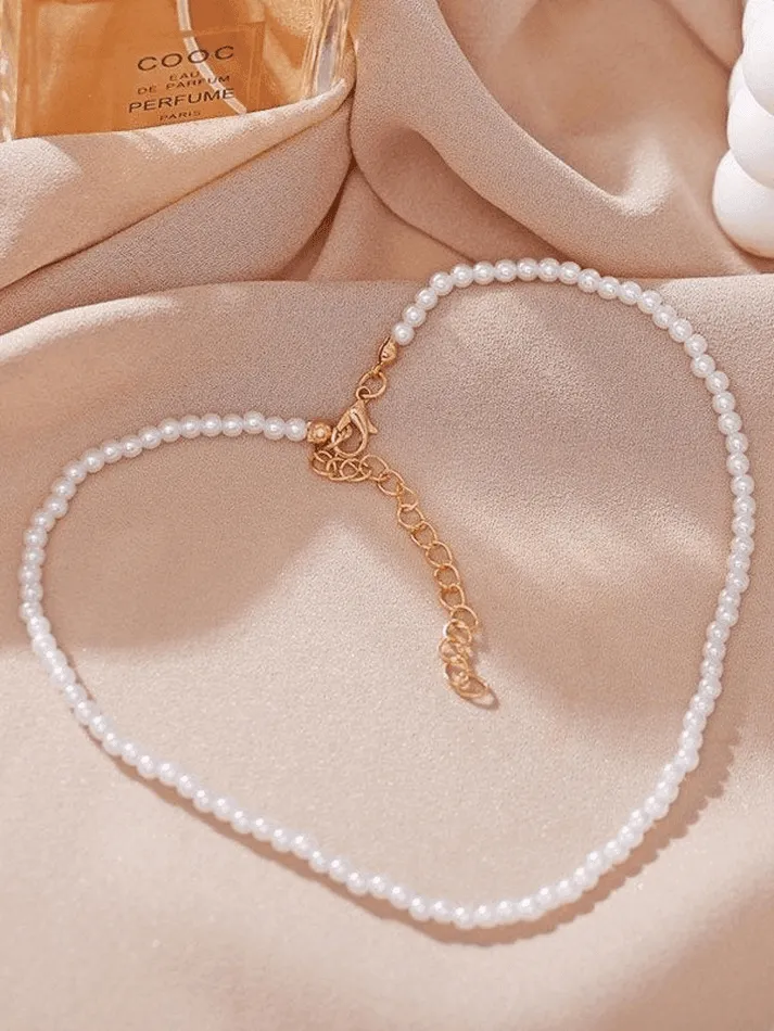 Faux Pearl Choker Necklace