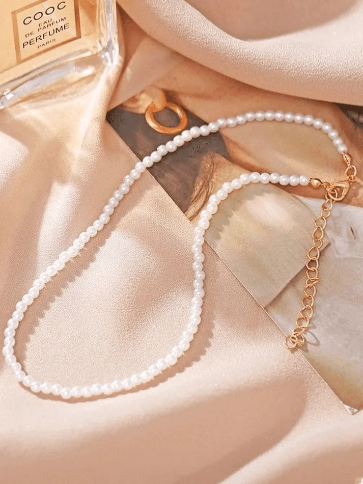 Faux Pearl Choker Necklace