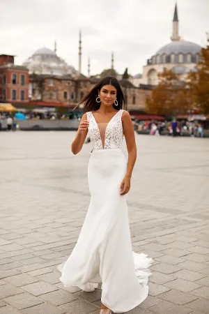 Nazan Gown