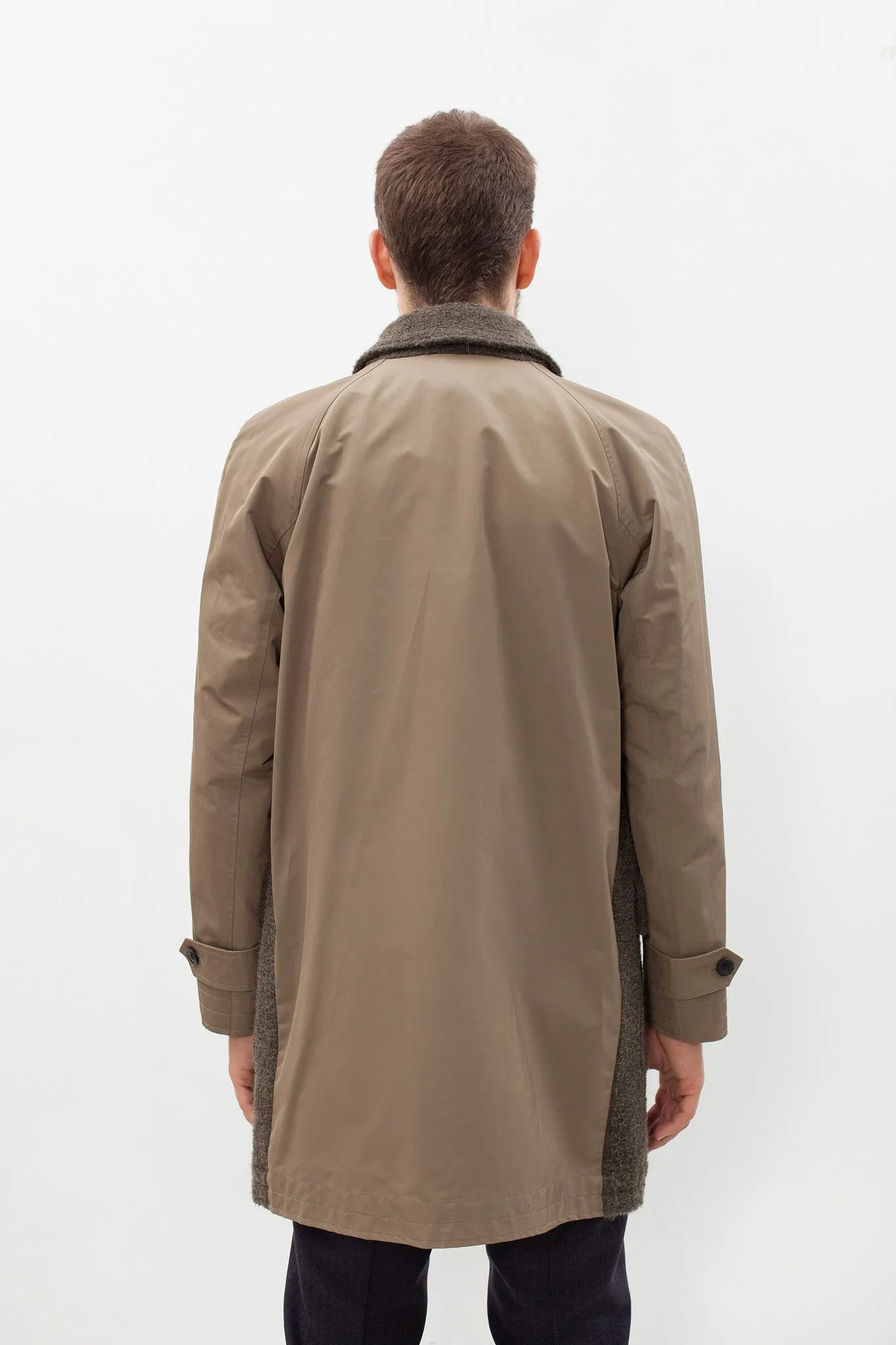 Raglan Maniche Coat in Olive -UEB